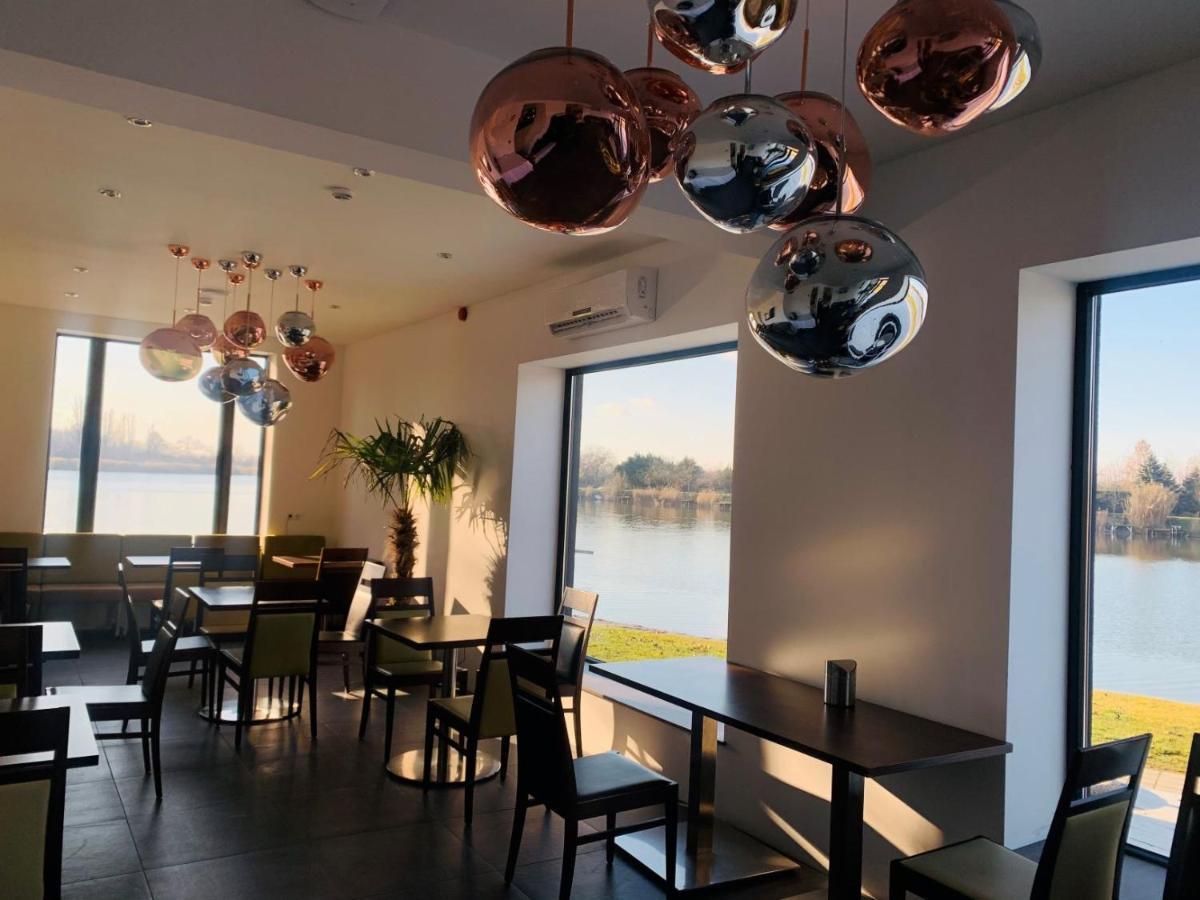 Waterfront Lodge 두나파타즈 외부 사진