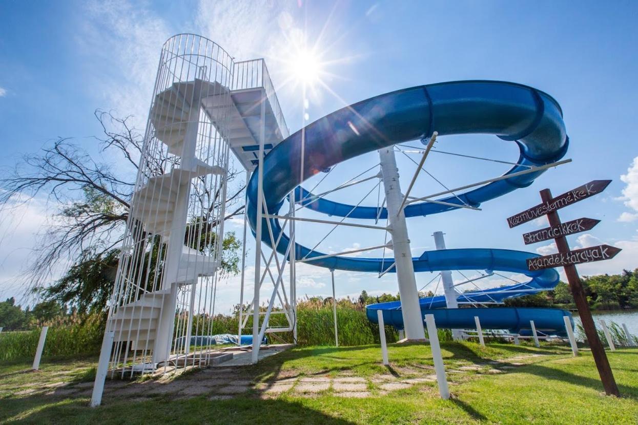 Waterfront Lodge 두나파타즈 외부 사진
