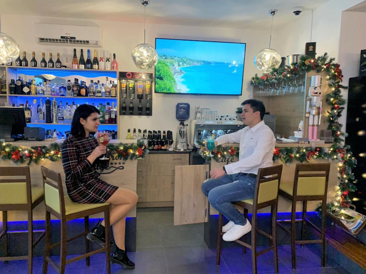 Waterfront Lodge 두나파타즈 외부 사진